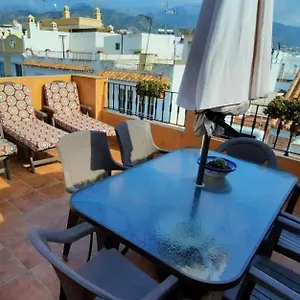 https://apartamento-lola-nerja.hotelsinnerja.org